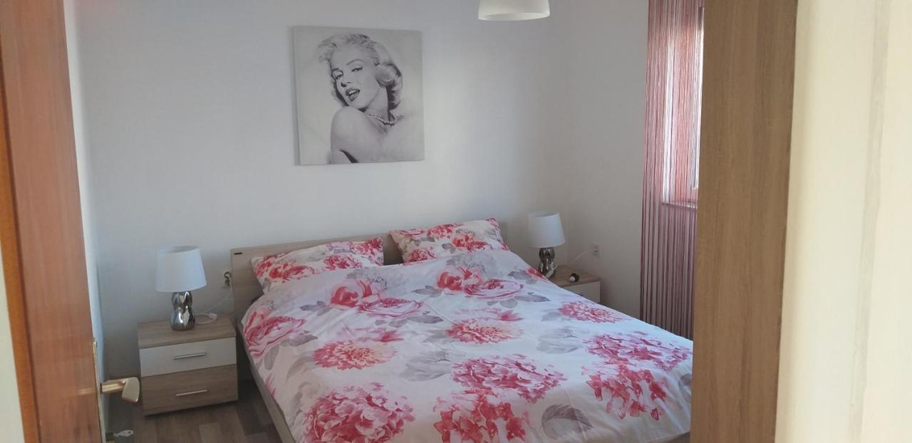Apartman Zvoncica Vrsi Extérieur photo